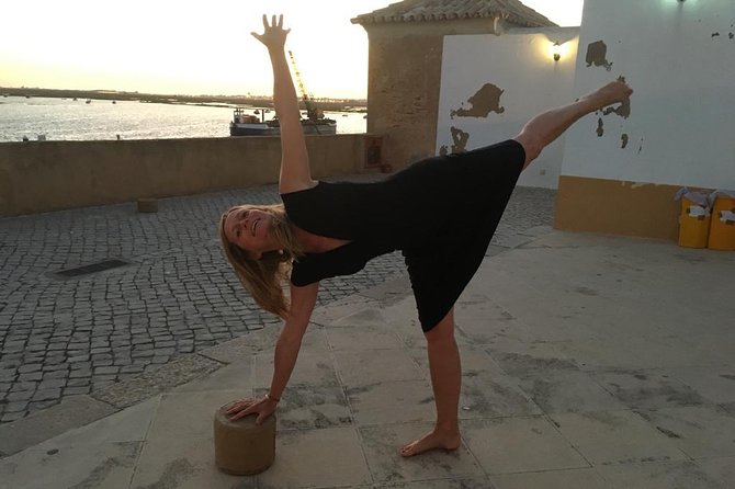 Seaview Yoga Workshop in Old Town Faro - Packing List