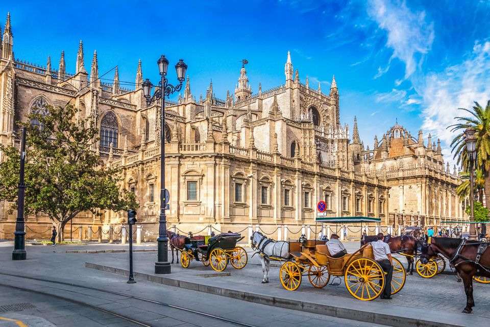 Seville Cathedral and Giralda: Skip-the-Line Ticket - Meeting Point Information