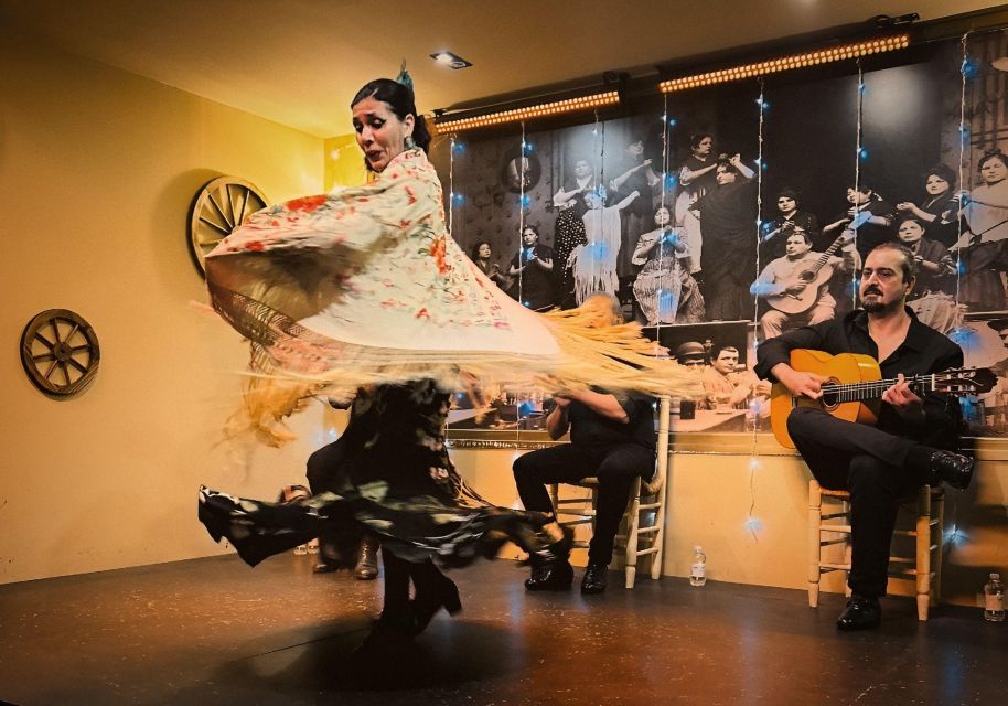 Seville: Flamenco Show With Drink at Tablao La Cantaora - Common questions