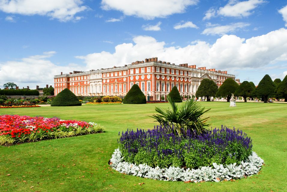 Skip-The-Line Hampton Court Palace From London by Car - Directions