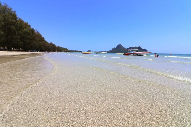 Stunning Ao Manao Bay & Prachuabkirikhan Private Guided Tour of Hua Hin - Common questions