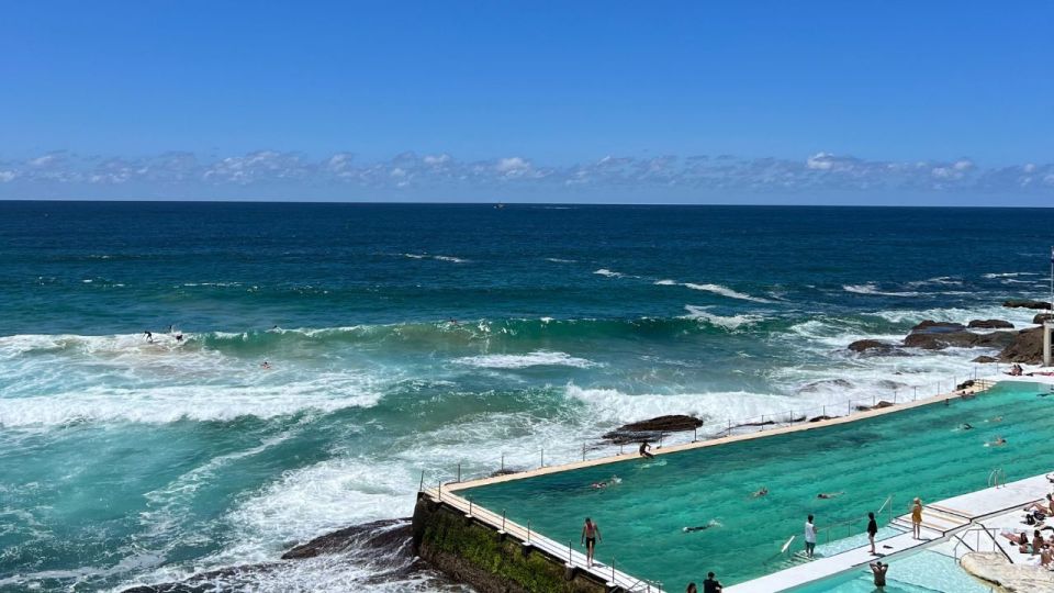 Sydney: City and Bondi Beach Private Luxury Half-Day Tour - Common questions