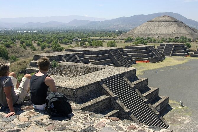 Teotihuacan, Shrine of Guadalupe & Tlatelolco All-Inclusive Tour - Local Spirits Tasting