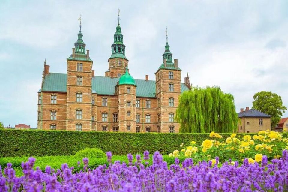 Unique Highlights of Copenhagen - Walking Tour - Copenhagen City Hall Sightseeing