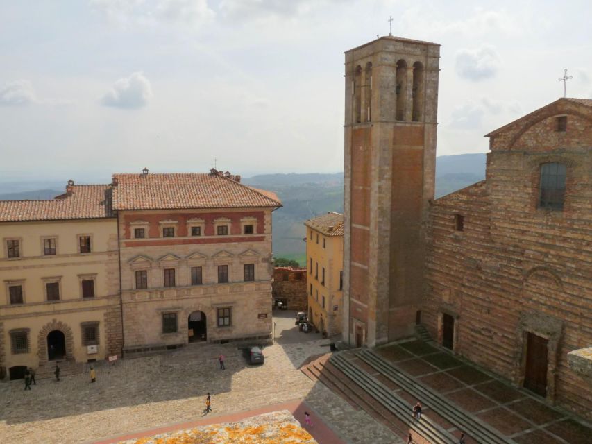 Valdorcia: Montalcino and Montepulciano Scenery in the World - Common questions