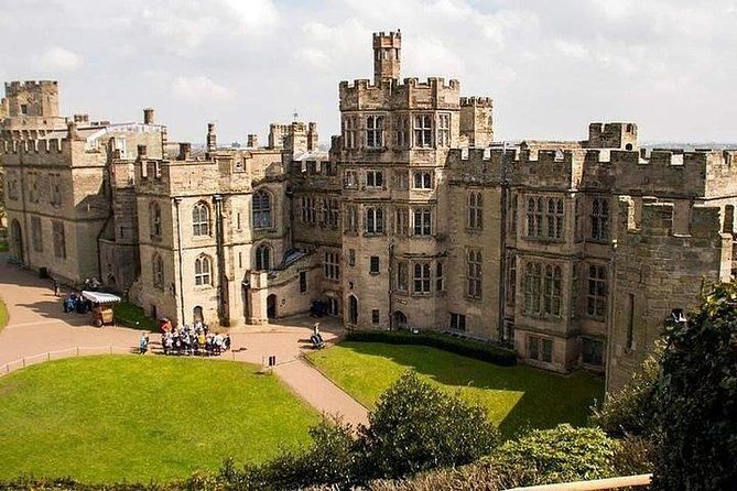 Warwick Castle Independent Full Day Private Tour - Meeting Point