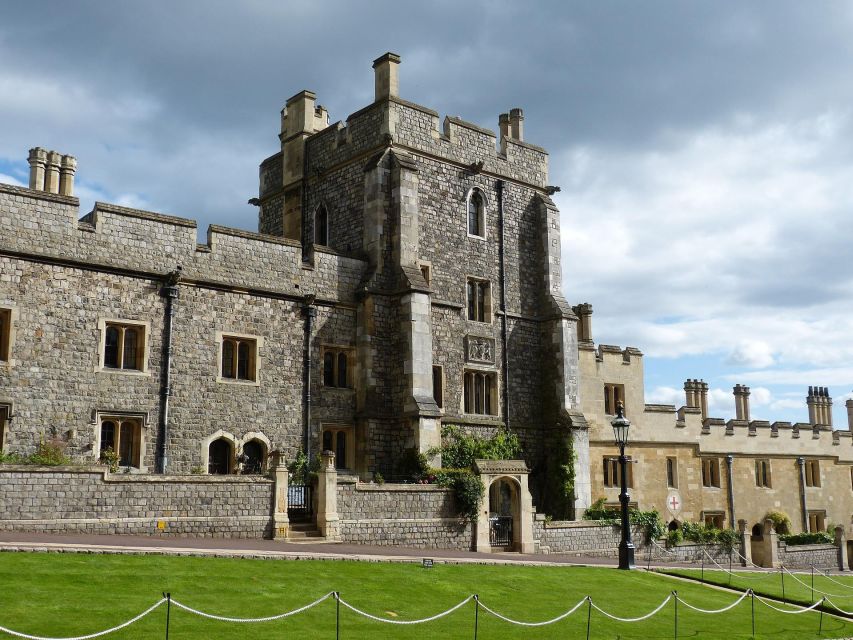 Windsor Castle Private Tour With Admission - Historical Insights and Significance