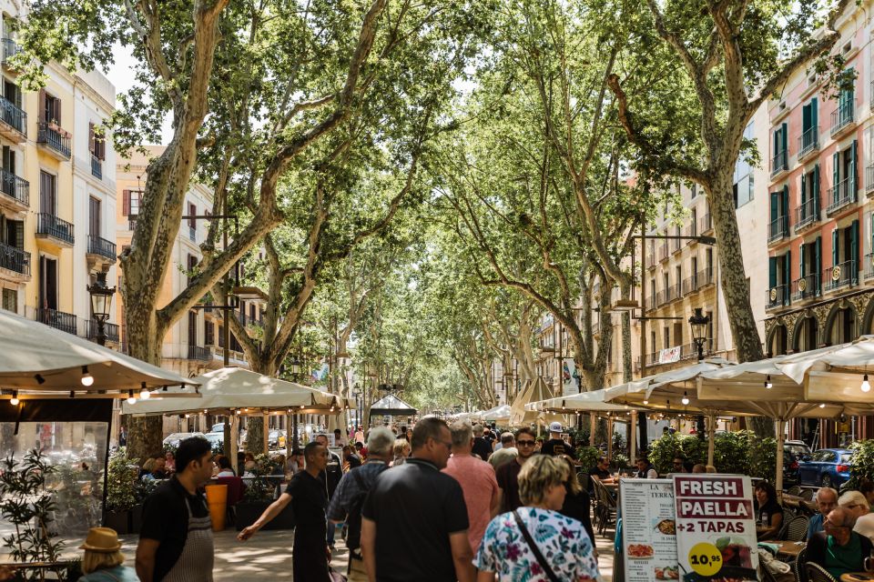 Barcelona: Explore the Gothic Quarter With a Local - Common questions