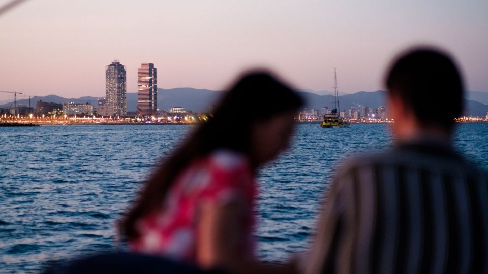 Barcelona: Marriage Proposal Boat Trip - Full Experience Description