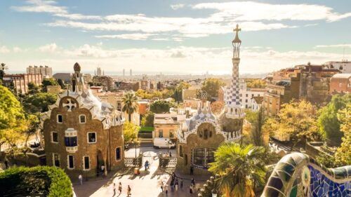 Barcelona: Park Güell & La Sagrada Familia Tickets and Tour - Optional Pickup Service