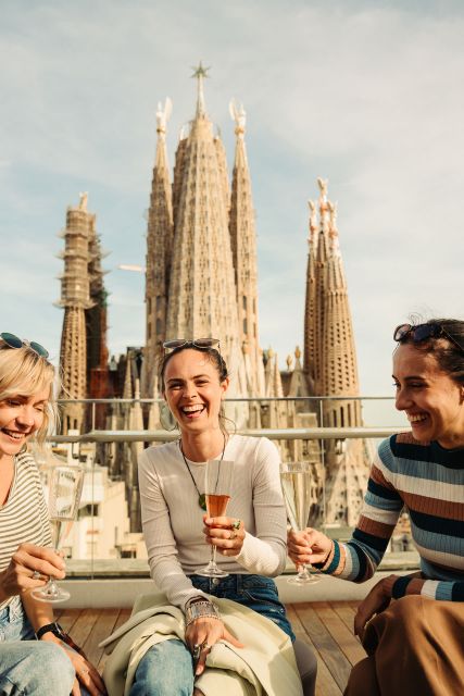 Barcelona: Sagrada Familia Evening Tour With Cava - Additional Directions and Details