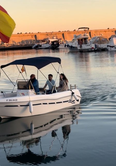 Benalmádena: Boat Rental Without License Costa Del Sol - Common questions