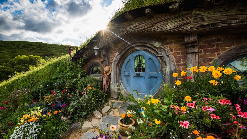 From Auckland: Hobbiton Movie Set Full-Day Trip - Common questions