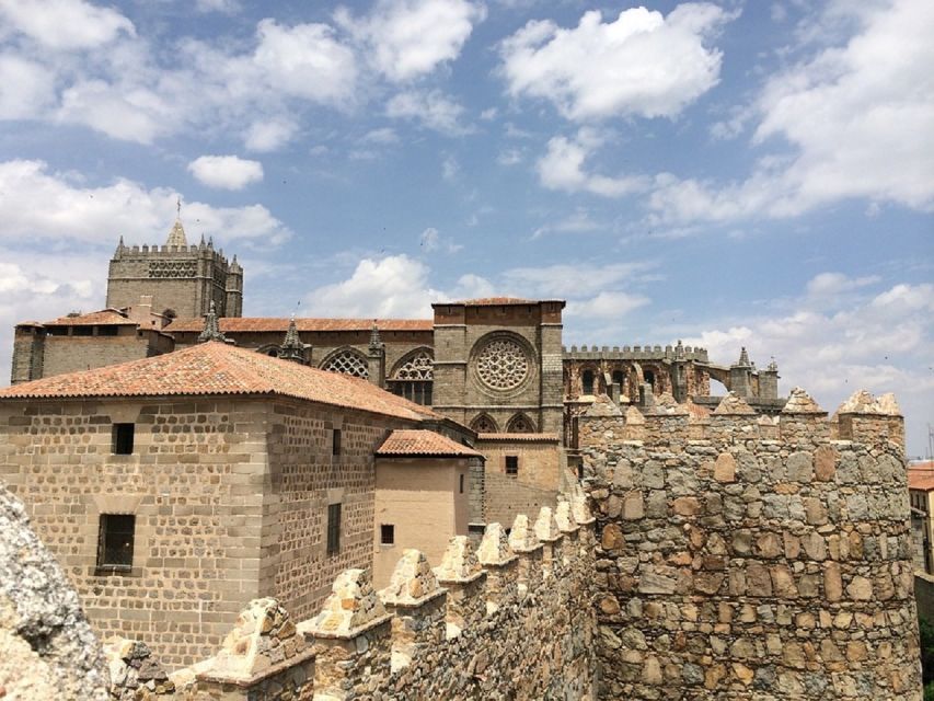 From Madrid: Day-Trip to Segovia, Avila & Toledo - Common questions