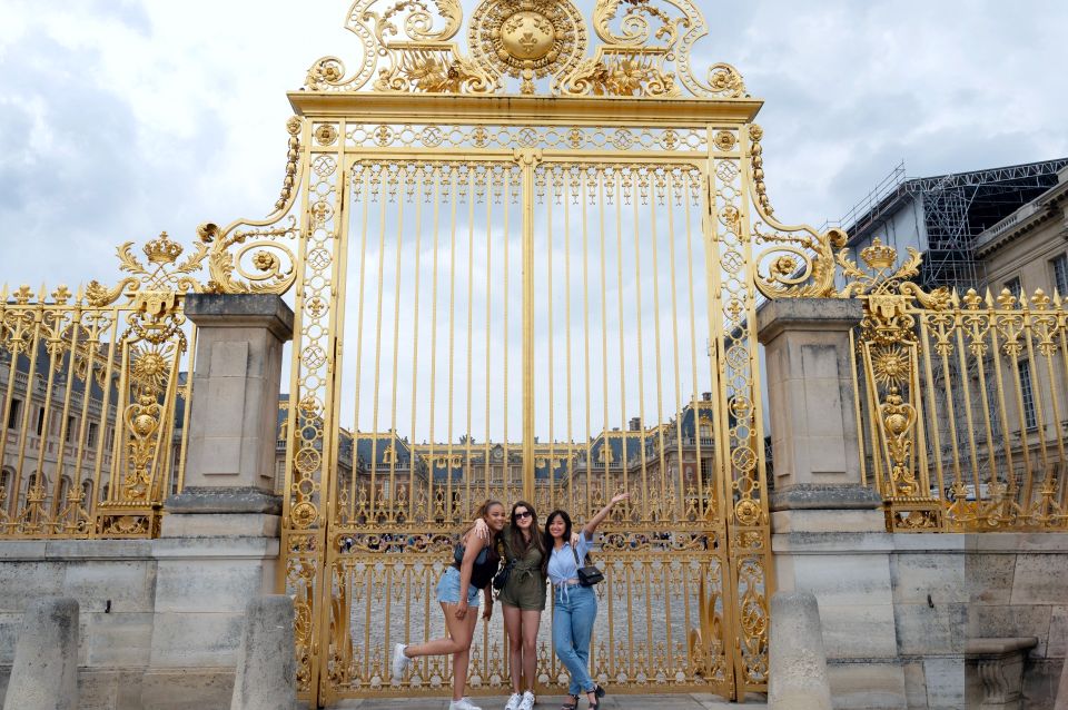 From Paris: Versailles Palace And Garden Small Group Tour - Common questions