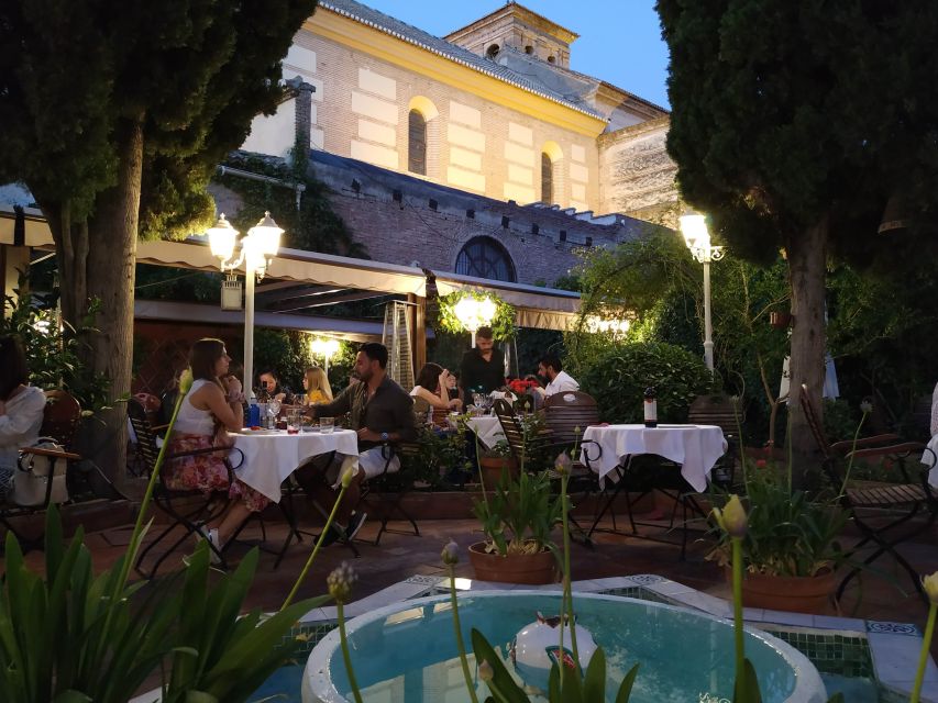 Granada: Flamenco Show in Albaycin - Jardines De Zoraya - Audience Enjoyment