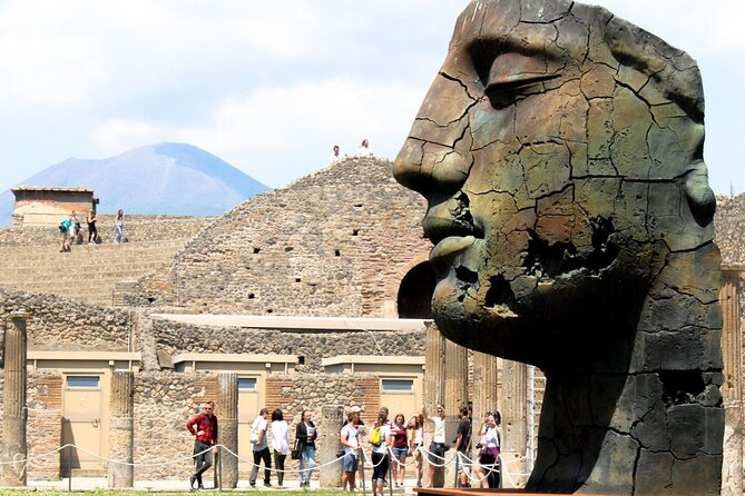Guided Tour of Pompeii With Lunch and Entrance Ticket Included - Itinerary Overview