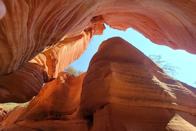 Guided Tours in Southern Utahs Slot Canyons, Indian Ruins, and National Parks. - Tour Details