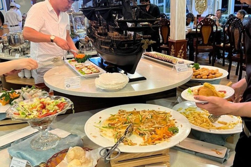 Ho Chi Minh: Saigon Dinner Cruise With Buffet or Set Menu - Main Sites