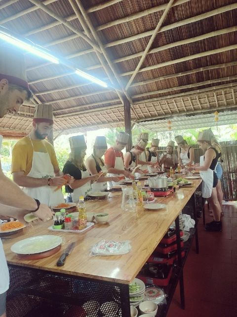 Hoi an : Cooking Class in a Local Family With Transportation - English-Speaking Support
