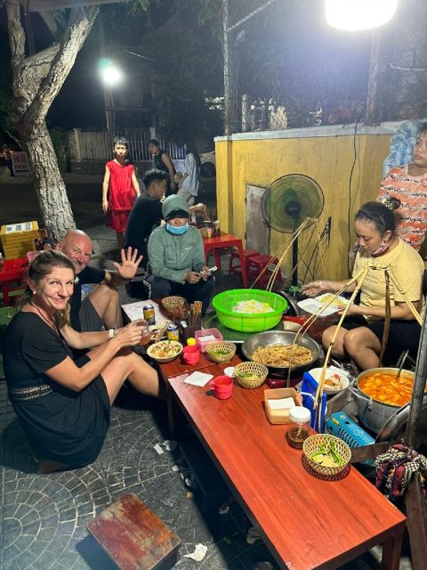 Hoi An : Evening Street Walking Food Tour - Common questions