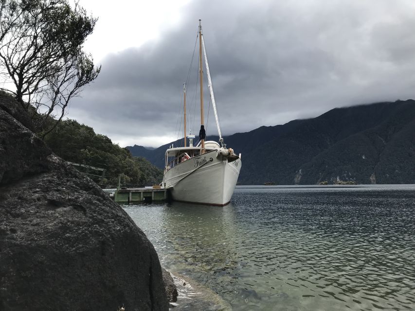 Lake Te Anau: 3-Hour Boat Cruise With Guided Walk - Common questions