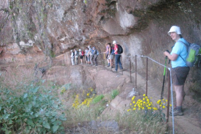 Madeiras Highest Peaks - AchadasTeixeira - Pico Ruivo - Arieiro (Full Day Walk) - Directions and Route Overview