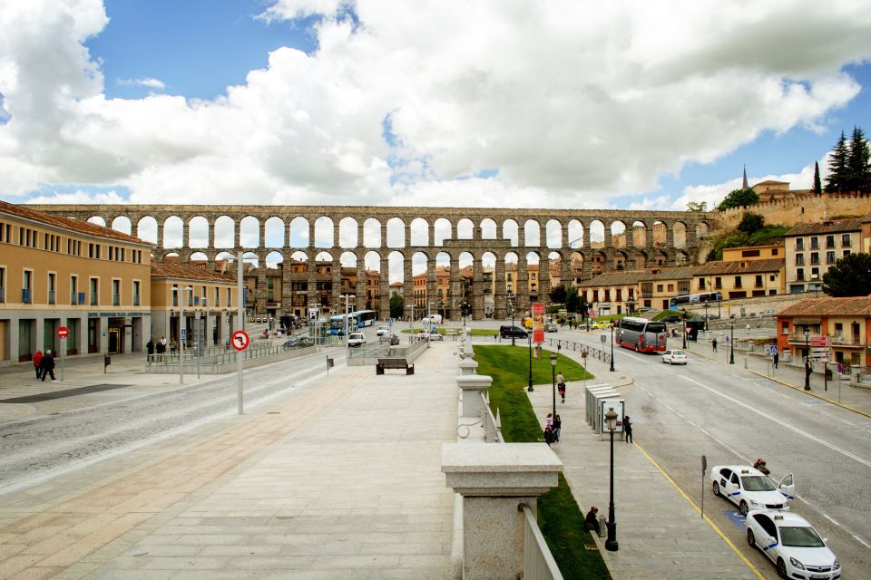 Madrid: Avila With Walls and Segovia With Alcazar - Common questions