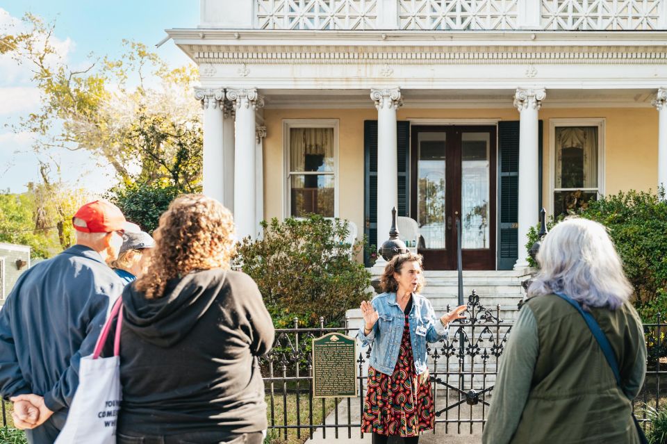 New Orleans: Explore the Garden District With Storytelling - Exploring Local Life and Culture