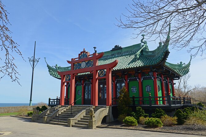 Newport Cliff Walk Self-Guided Walking Tour - Group Savings