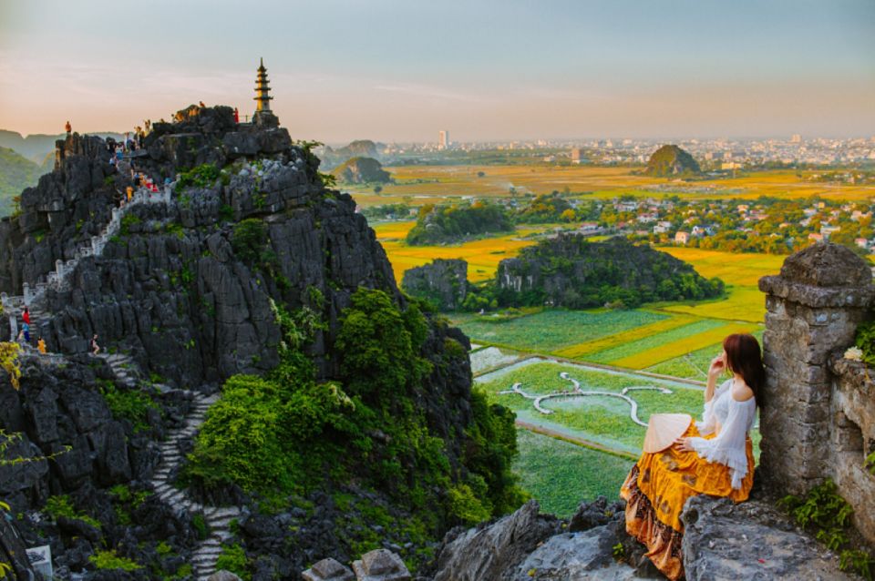 Ninh Binh Private Tour: Van Long - Hoa Lu - Mua Cave - Last Words