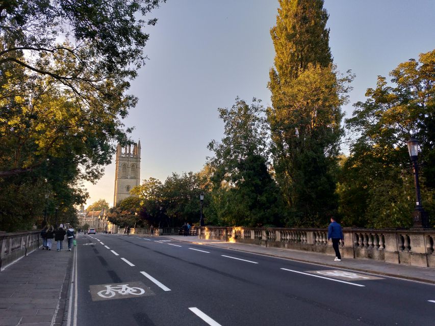 Oxford: C.S. Lewis & J.R.R. Tolkien Guided Walking Tour - Common questions