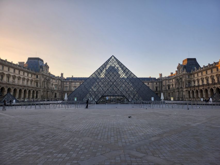 Paris: Paris Without People Guided Bike Tour at Sunrise - Common questions