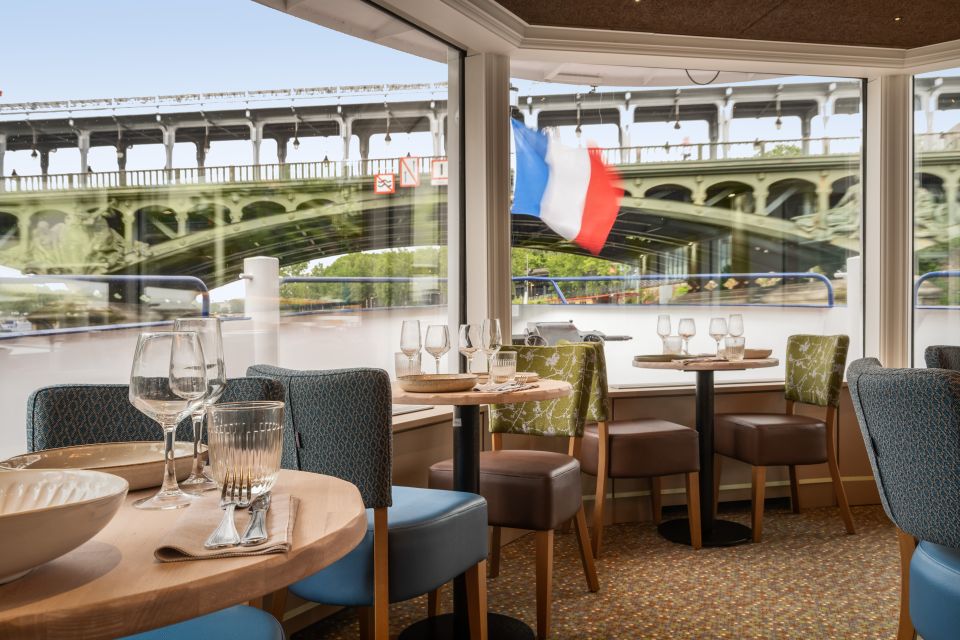 Paris: Romantic Cruise With 3-Course Dinner on Seine River - Additional Activity Information