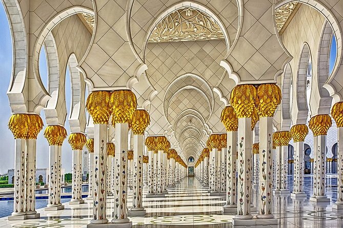 Private Half-Day Tour To Sheikh Zayed Grand Mosque & Louvre Museum in Abu Dhabi
