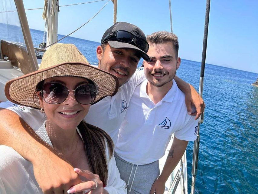 Santorini Catamaran Day Cruise: Lunch, Drinks and Transfers - Directions and Recommendations