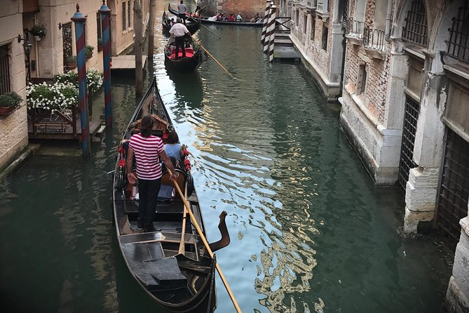 Venice: Doges Palace Guided Tour and Gondola Ride - Common questions