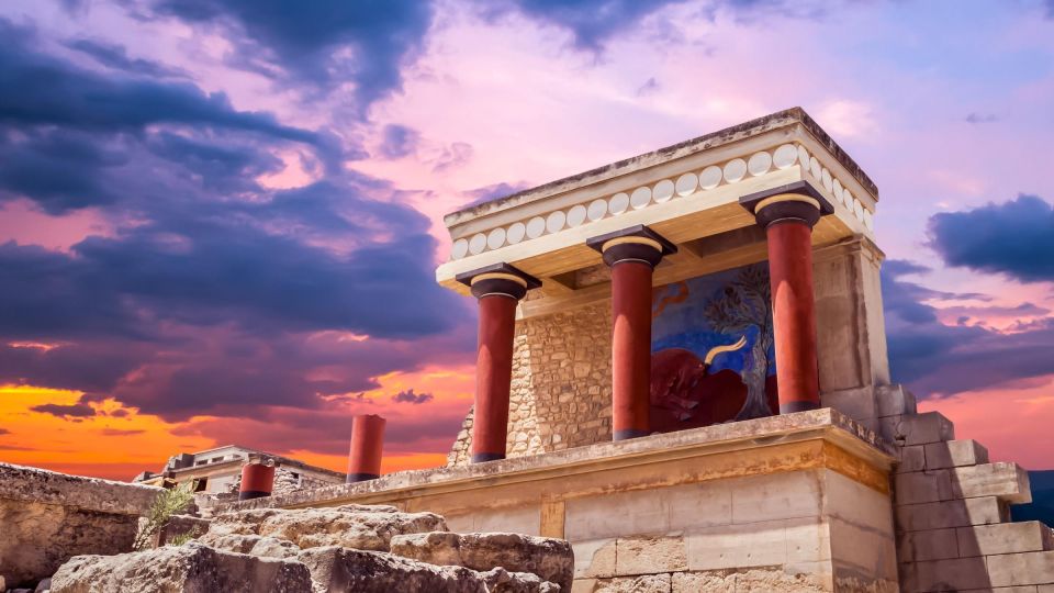 Visit Knossos- Attend to an Ancient Minoan Theatrical Dance - Common questions