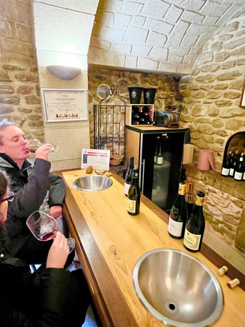 Wine Tasting in Châteauneuf-Du-Pape - Meeting Point and Directions