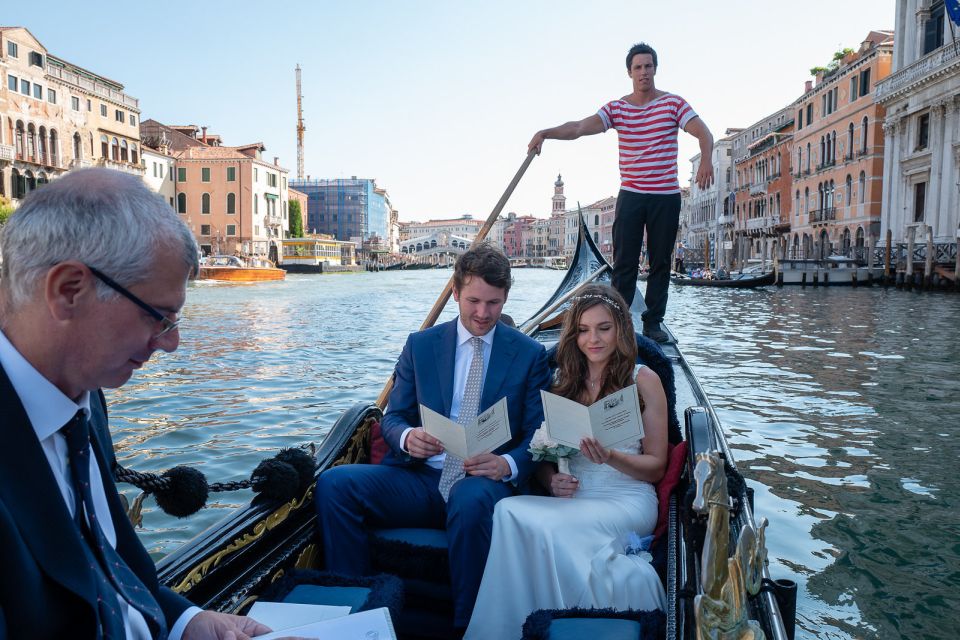 Grand Canal: Renew Your Wedding Vows on a Venetian Gondola - Last Words