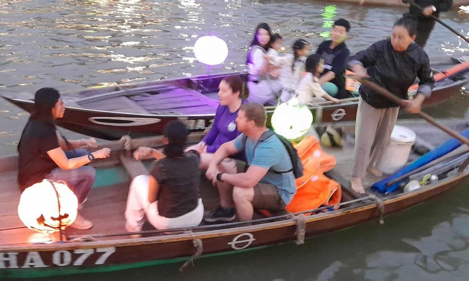 Hoi an Night Market With Walking Tour - Sampan Boat Ride - Last Words