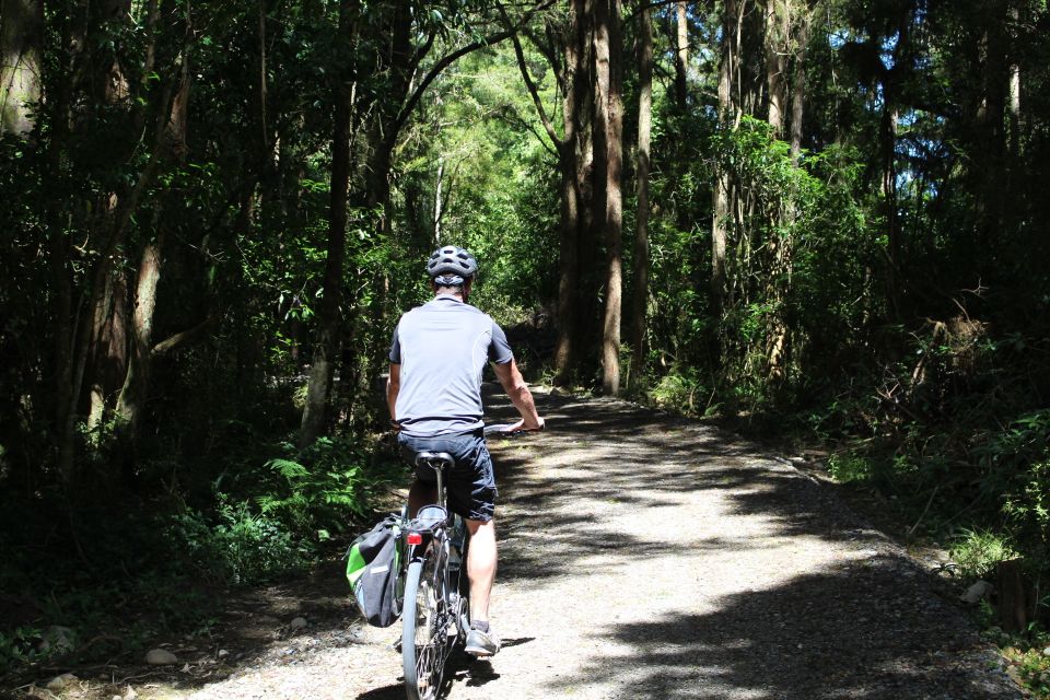 Nelson: Self-Guided Tunnel to Town Cycling Tour via Mapua - Common questions