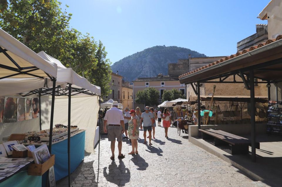 Pollensa Market and Lluc Monastery - Common questions