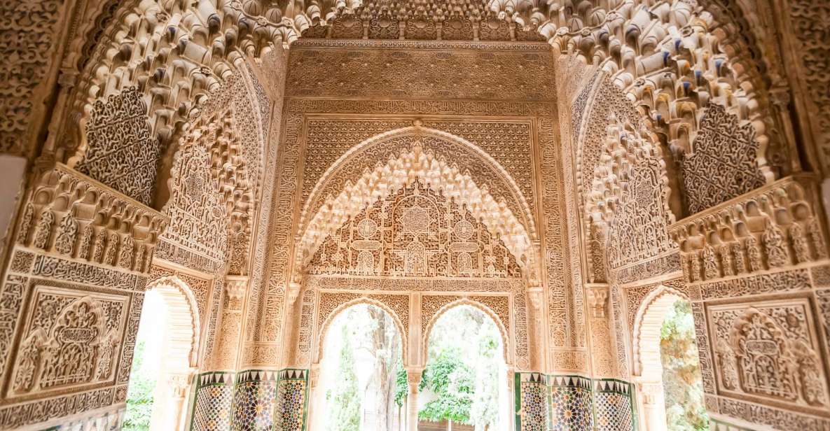 Private Tour in All Complete Complex of Alhambra With Ticket - Common questions
