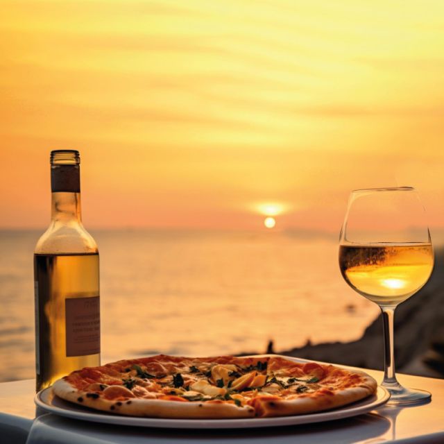 Taormina Sea: Pizza Under the Stars on Board - Common questions