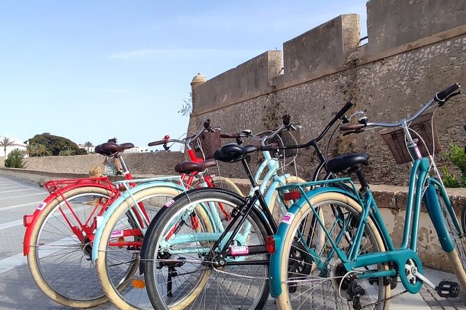 A Private Stroll Cycling Around Cádiz - Cycling Along the Picturesque Waterfront