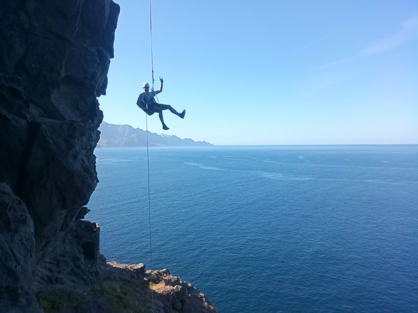 Agaete: Gran Canaria Coasteering Tour With Snorkeling - Key Points