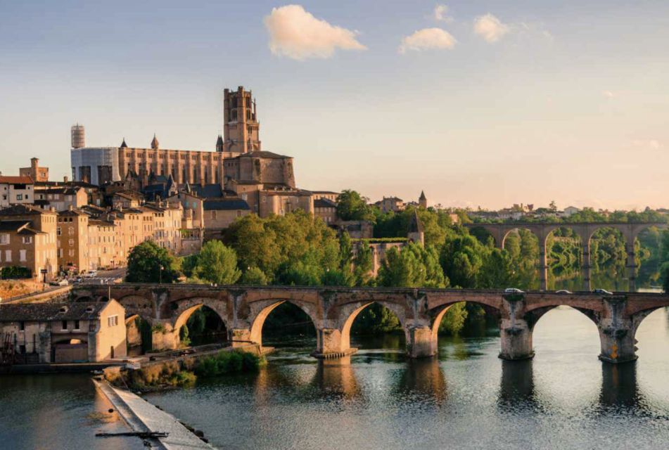 Albi: Private Guided Walking Tour - Key Points