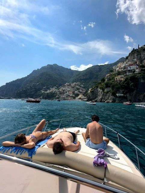 Amalfi Coast Private Boat Tour With Aperitif - Key Points