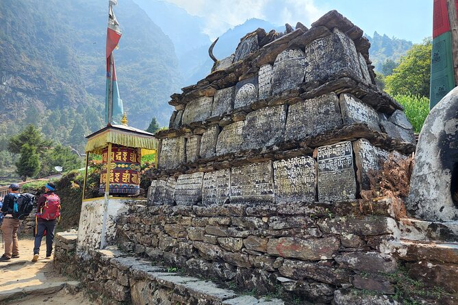 ascend to the summit of mera peak a scenic and challenging climbing adventure Ascend to the Summit of Mera Peak: A Scenic and Challenging Climbing Adventure